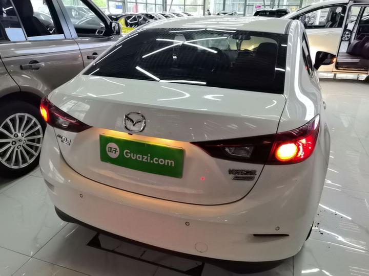 3 Axela 2016 Sedan 2.0L AT Sport photo 5