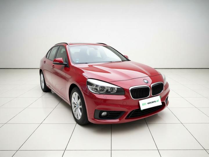 2 Series Wagon 2016 218i Fashion photo 3