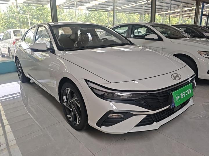 Elantra 2023 1.5L CVT GLX Elite photo 3