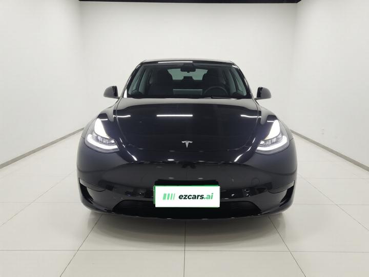 Model Y 2022 RWD photo 2
