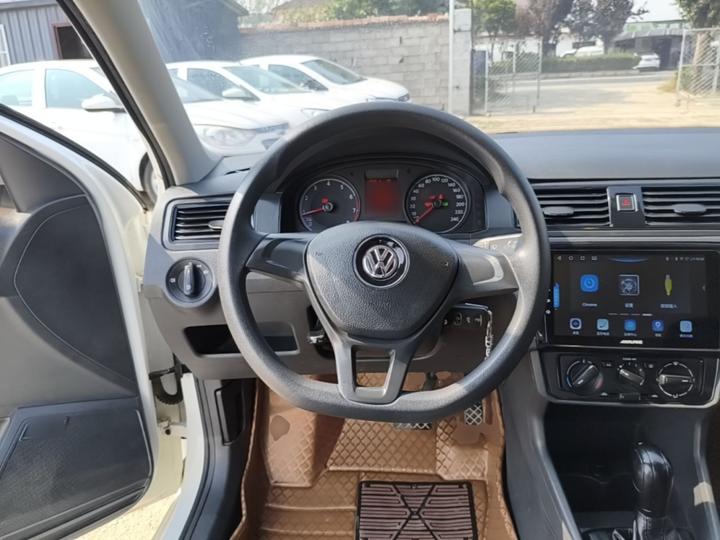Santana 2016 1.6L AT photo 6