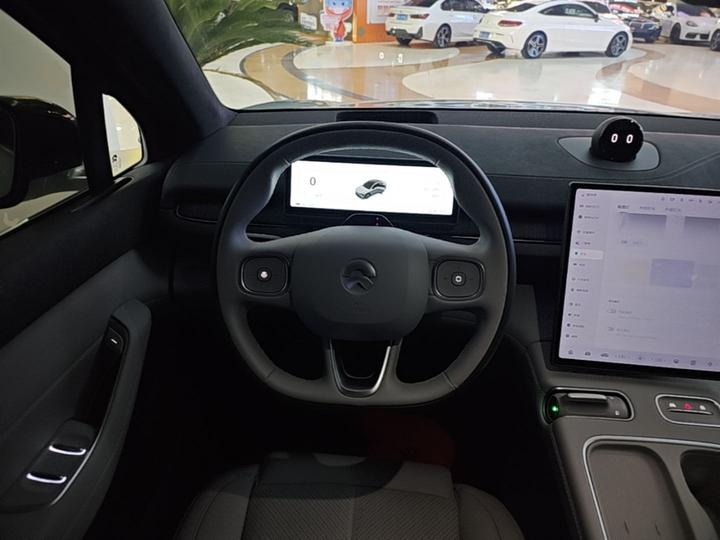 EC6 2024 75kWh photo 6