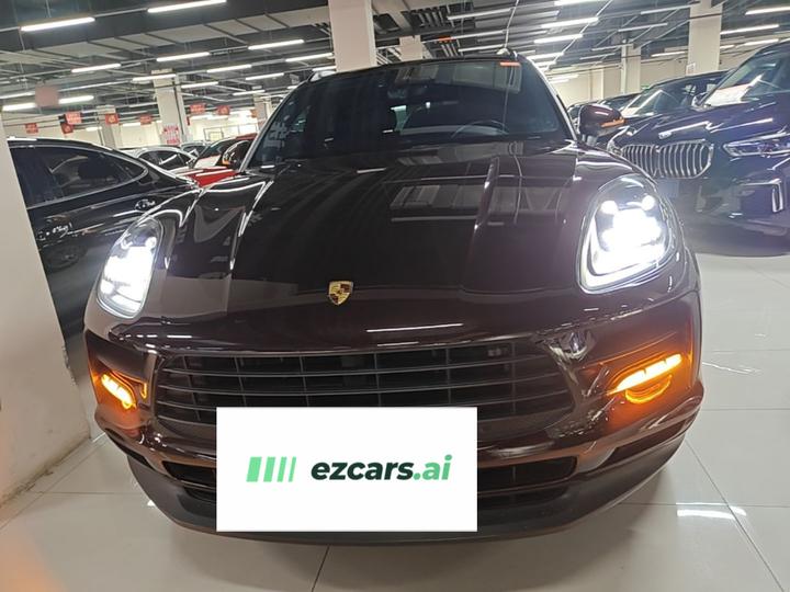 2018 Macan 2.0T photo 2