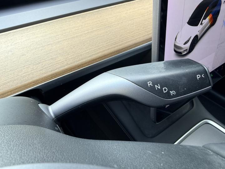 Model Y 2021 Long Range AWD 3D7 photo 5