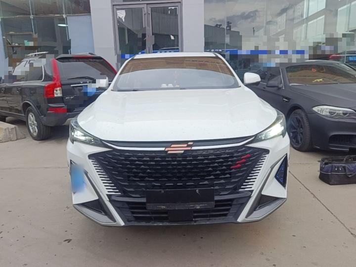 X5 PLUS 2023 Facelift 1.5T DCT Pilot photo 2