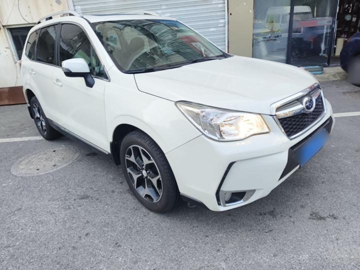 Forester 2015 2.0i Anniversary Edition photo 3