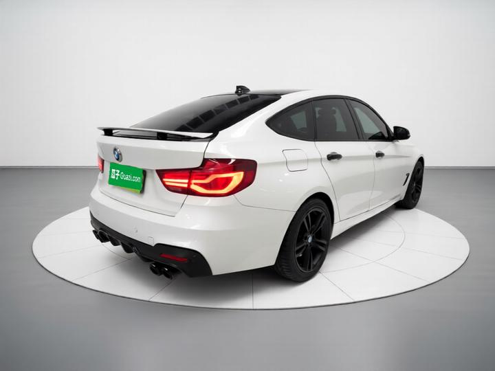 3 SeriesGT 2020 320i M Sport Package photo 4