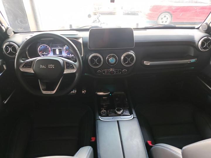 BJ40 2023 2.0T AT AWD photo 5