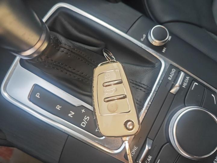 A3 2014 Limousine 35 TFSI AT Comfort photo 8