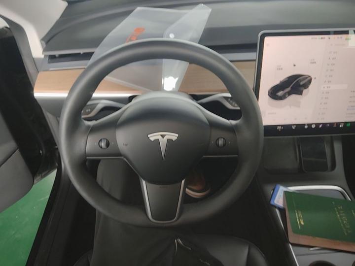 Model 3 2022 RWD photo 6