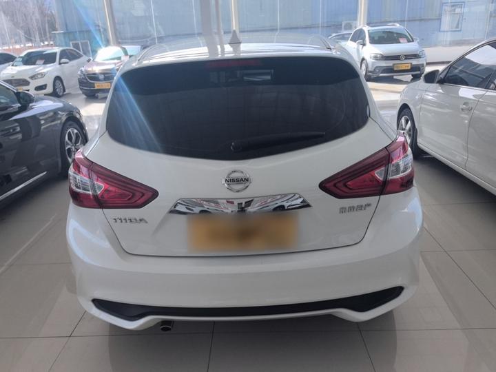 Tiida 2024 1.6L CVT photo 3