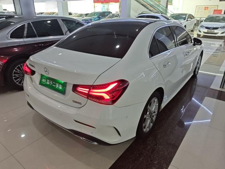 A-Class 2020 Facelift A 200 L Sport Dynamic photo 4
