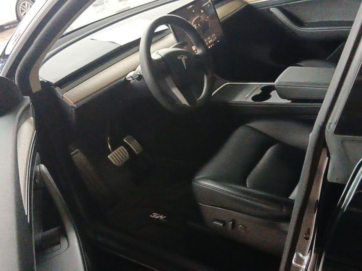 Model Y 2022 Performance AWD photo 6