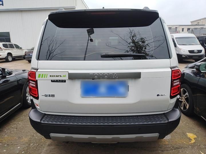 Prado 2024 2.4T TX 5-Seater photo 3
