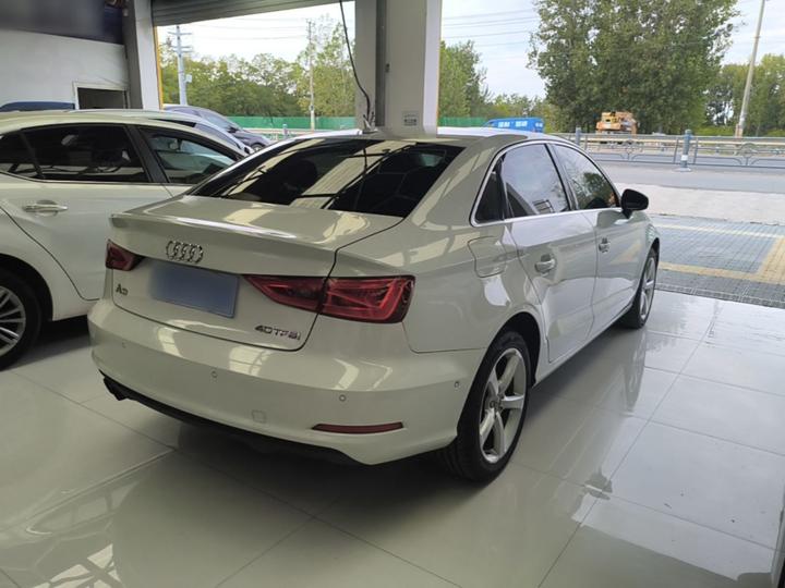 A3 2015 Limousine 40 TFSI AT Luxury photo 6