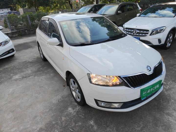 Rapid Spaceback 2016 Facelift 1.6L AT photo 3