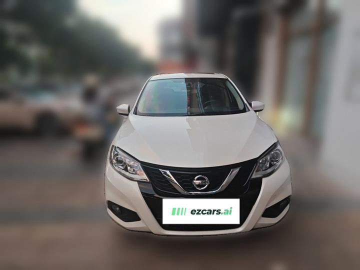 Tiida 2016 1.6L CVT photo 2