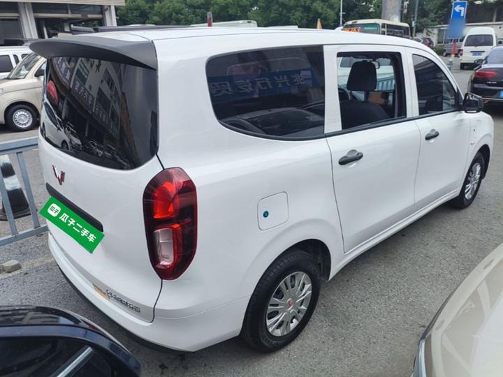Wuling Hongguang EV 2025 EREV Hybrid 50KM Standard photo 4