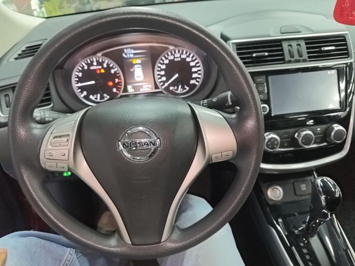 Tiida 2016 1.6L CVT photo 2