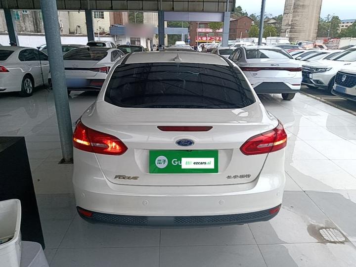 Focus 2018 Sedan Classic 1.6L AT Fashion photo 5