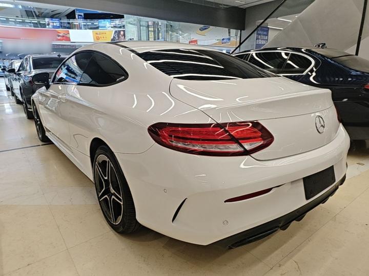 C-Class Imported 2023 C 260 Coupe photo 4