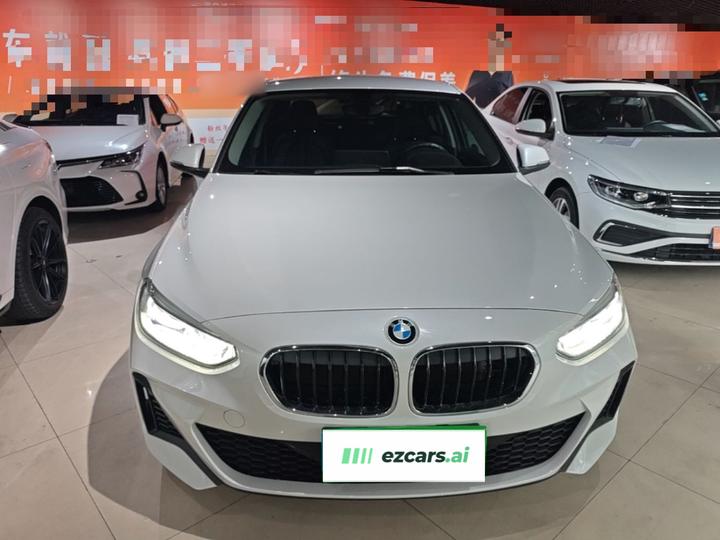 1 Series 2023 120i M Sport photo 2