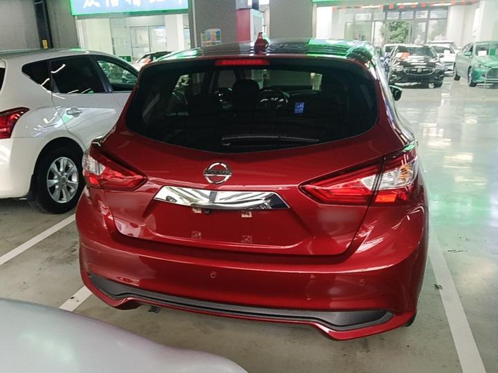 Tiida 2021 1.6L CVT photo 3