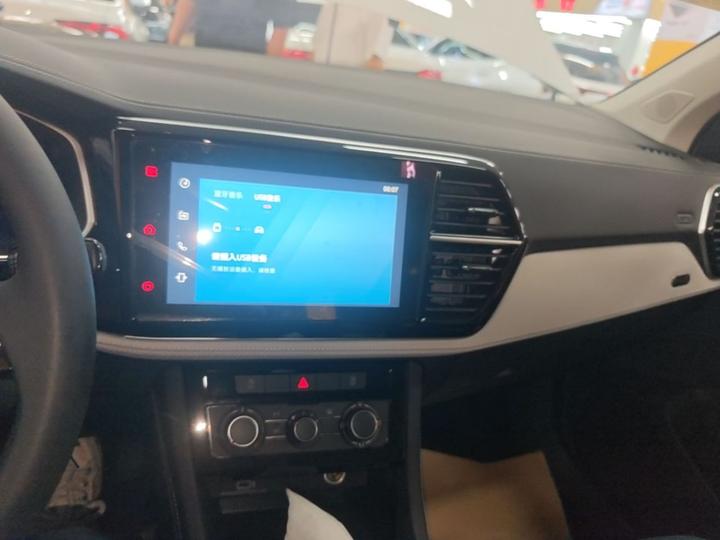 VS5 2026 280TSI AT photo 4