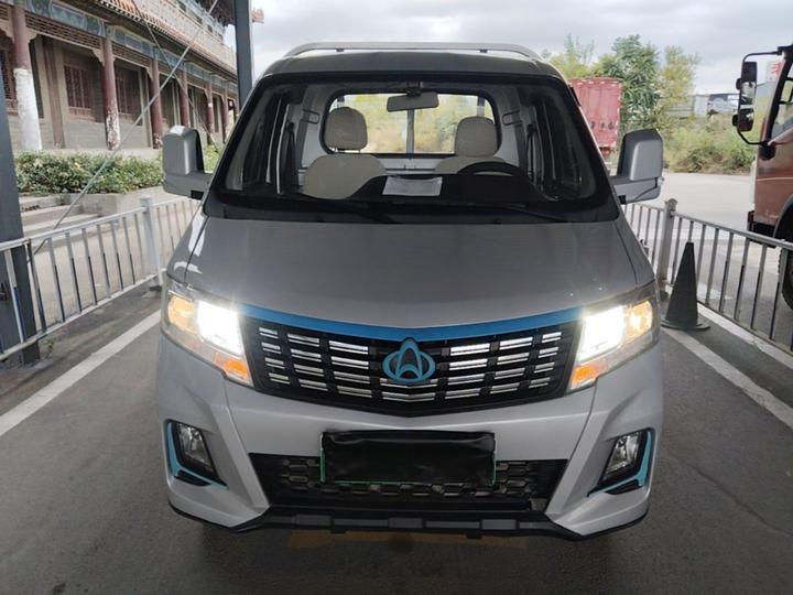 Kuayue Leopard T3 EV 2024 Single Cab Luxury photo 2