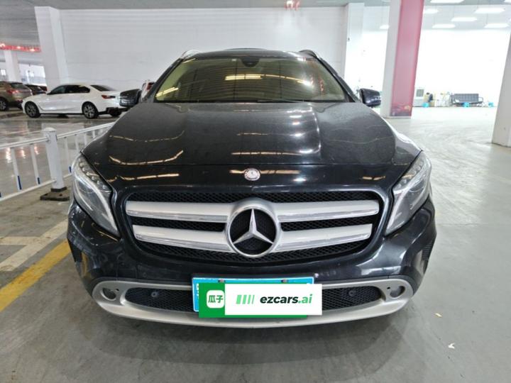 GLA 2016 GLA 220 4MATIC Fashion photo 2