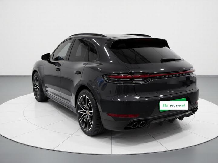2018 Macan 2.0T photo 4