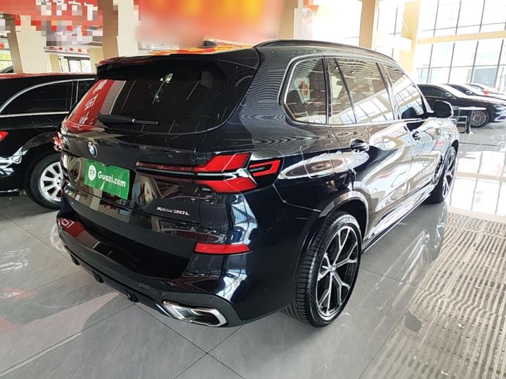 X5 2023 xDrive 30Li Exclusive M M Sport Night Package photo 4