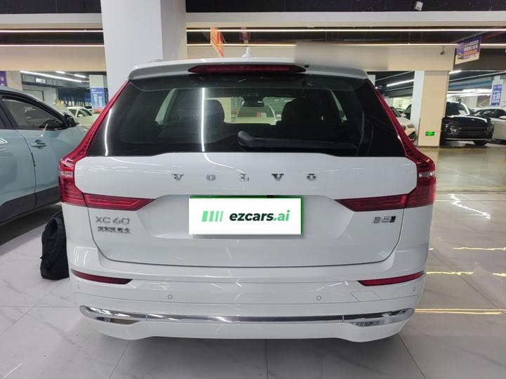 XC60 2025 B5 AWD Luxury photo 5