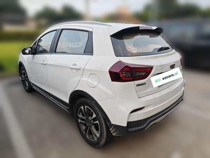 Vision X3 2019 Upgraded 1.5L CVT Elite photo 4