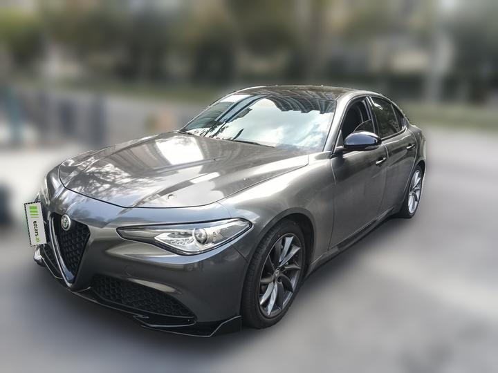 Alfa Romeo Giulia 2017 2.0T 200HP Luxury