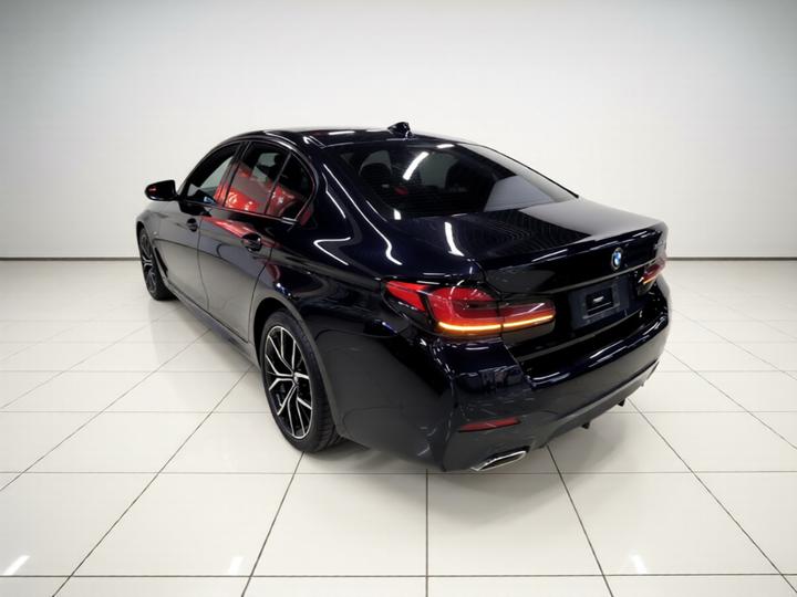 5 Series Imported 2022 Facelift 530i M Sport Package photo 4