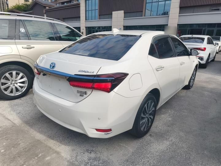 Corolla Hybrid E+ 2019 1.8L E-CVT Leading photo 4