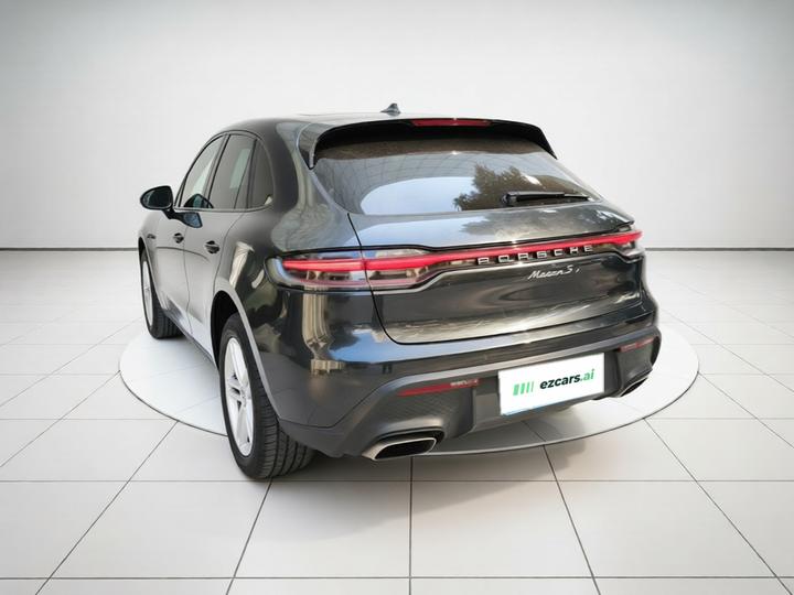 2023 Macan 2.0T photo 4