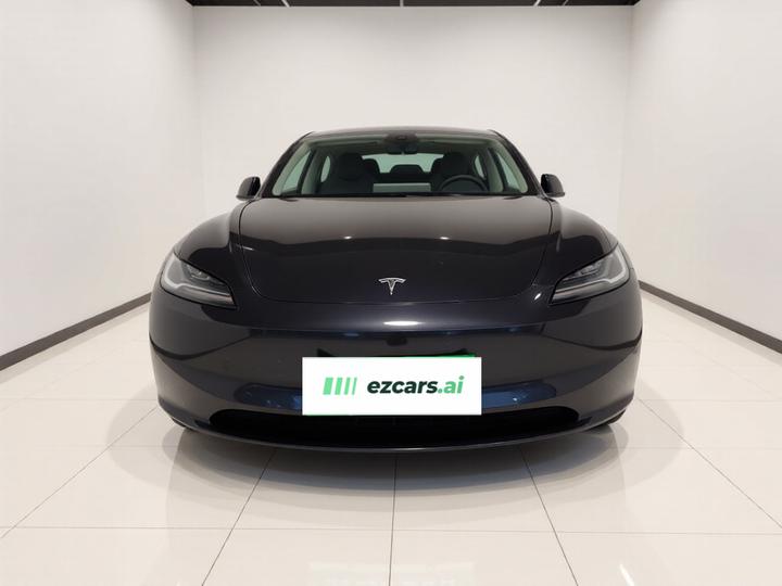 Model 3 2025 RWD photo 2