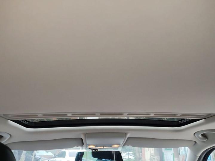 Lavida 2013 Facelift Classic 1.6L AT Comfort photo 8