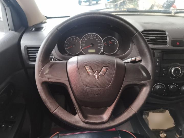 Wuling Hongguang 2018 1.2L Classic S photo 3