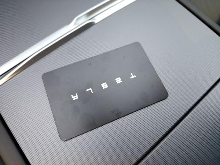 Model Y 2026 RWD photo 8
