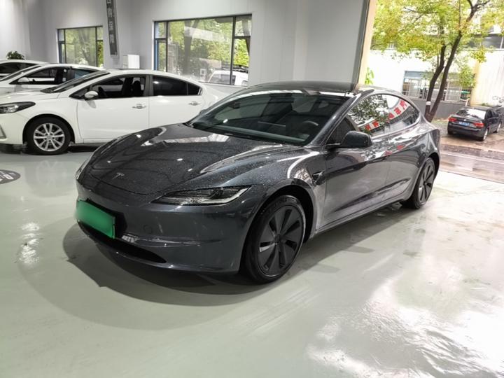 Model 3 2023 RWD
