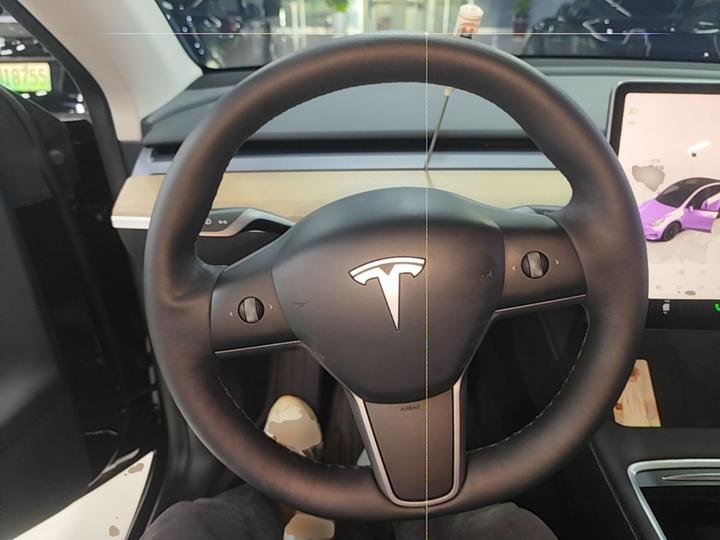 Model Y 2022 Long Range AWD photo 6