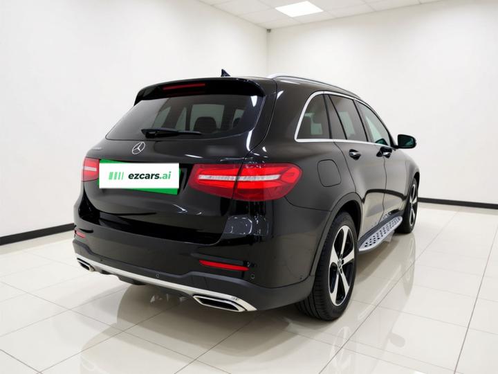 GLC 2019 Facelift GLC 260 L 4MATIC Luxury photo 6