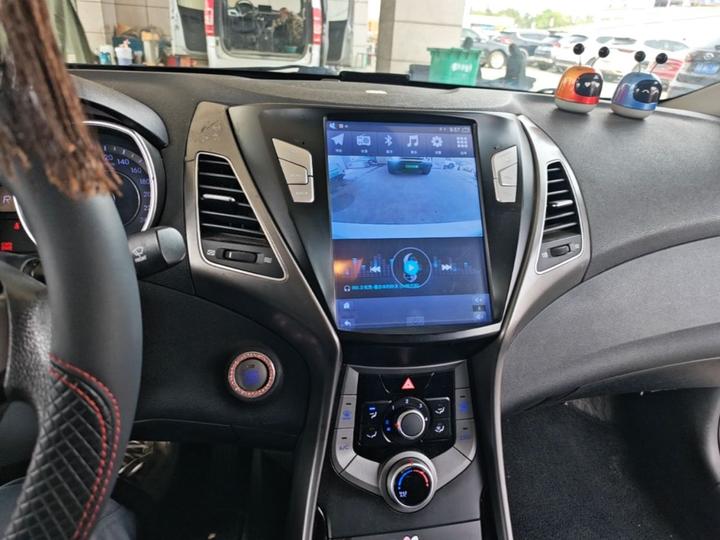 Elantra 2015 1.6L AT Leading photo 7