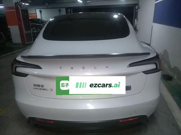 Model 3 2024 Performance AWD photo 3