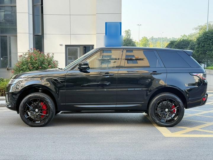 Range Rover Sport 2020 3.0 L6 HSE DYNAMIC photo 3