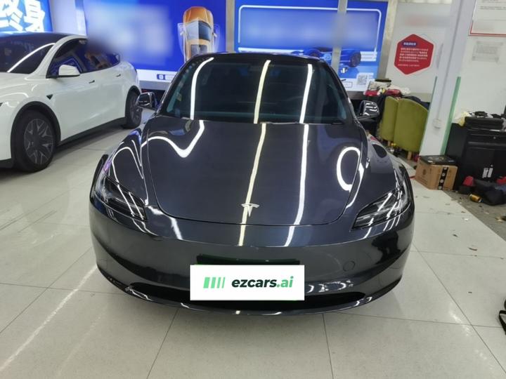 Model 3 2023 RWD photo 2