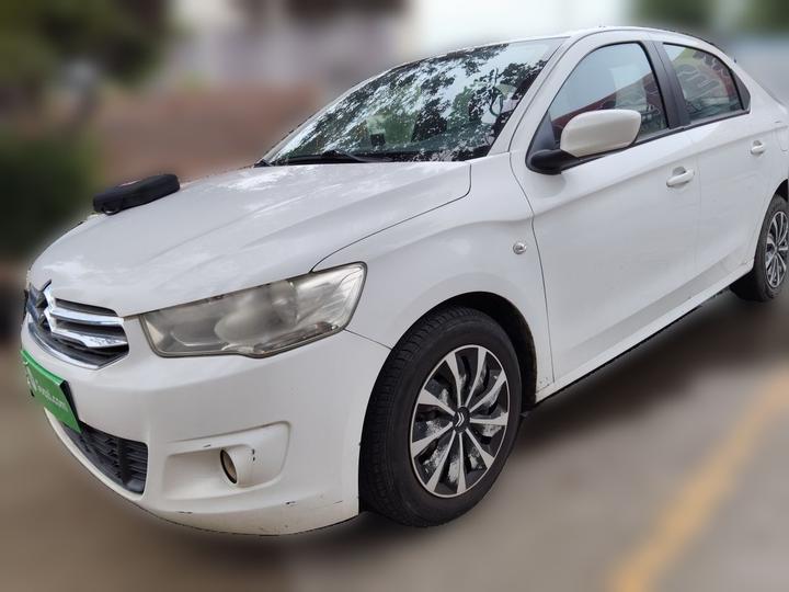 2014 1.6L MT Fashion